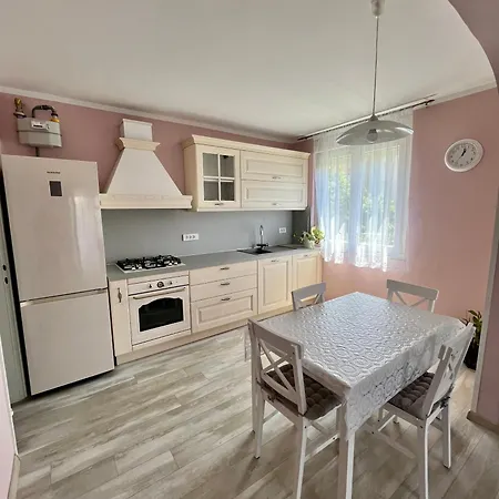 New Ana Apartment Pula